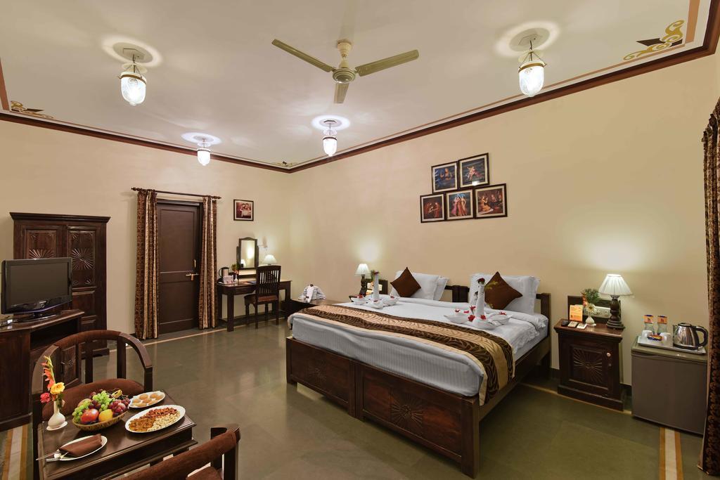 The Udaibagh Hotel Udaipur Exterior photo
